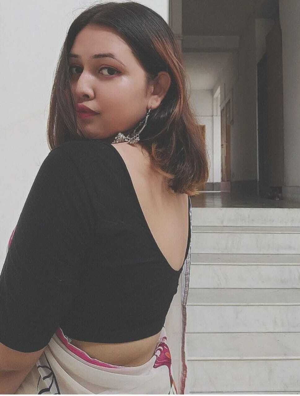best Gaur City call girl